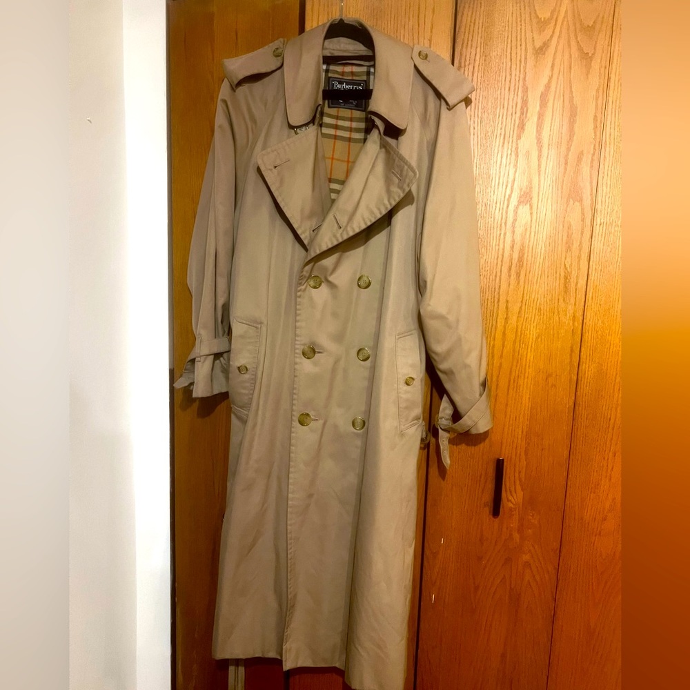 VINTAGE Burberry trench
